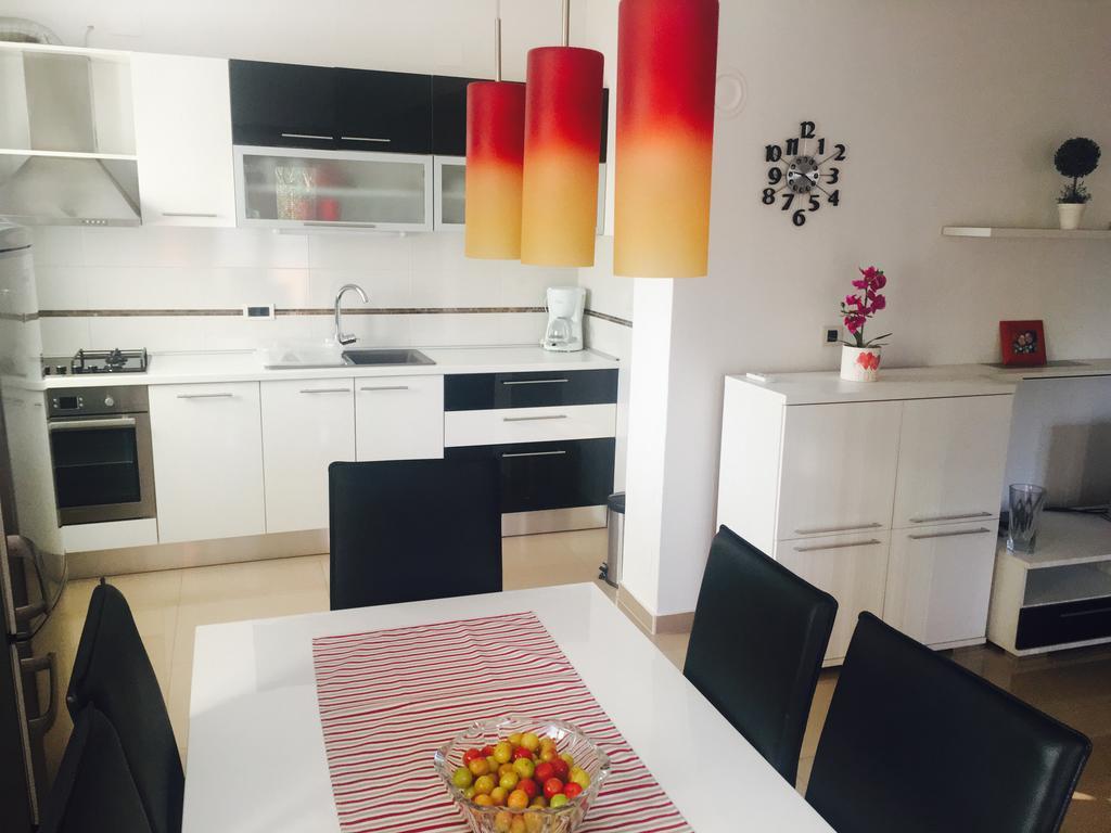 Apartment Leonardo Біоград-на-Мору Екстер'єр фото
